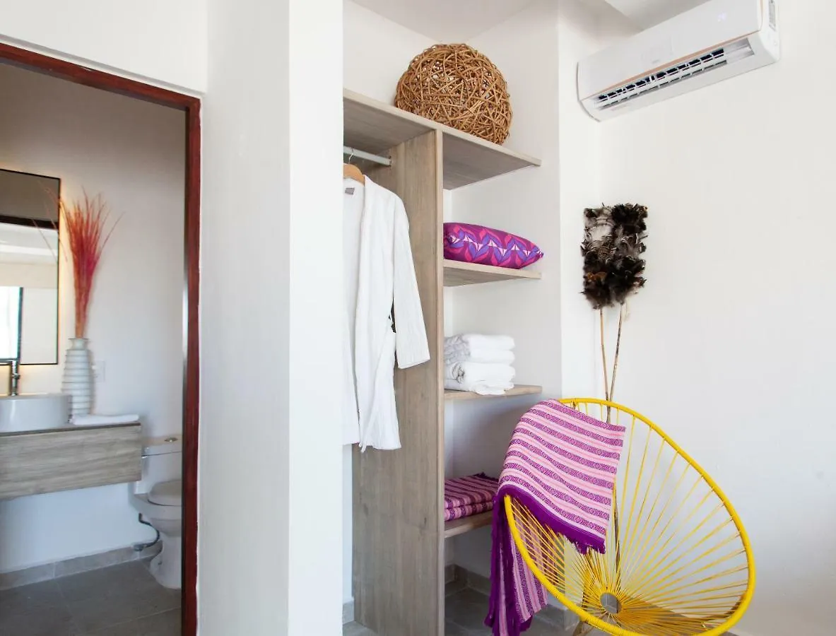 Dewl Estudios & Residences : The Kahlo Playa del Carmen