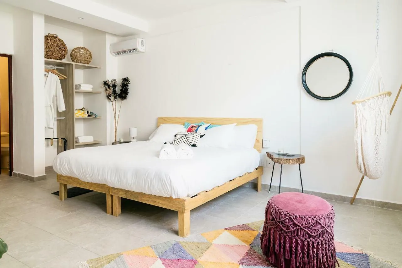 Hotel Dewl Estudios & Residences : The Kahlo Playa del Carmen