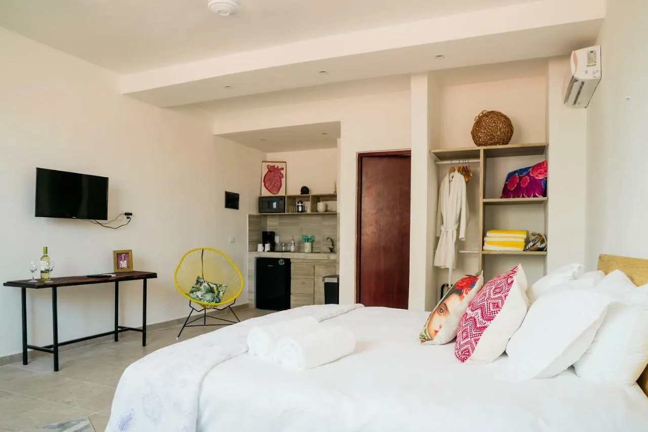 Hotel Dewl Estudios & Residences : The Kahlo Playa del Carmen