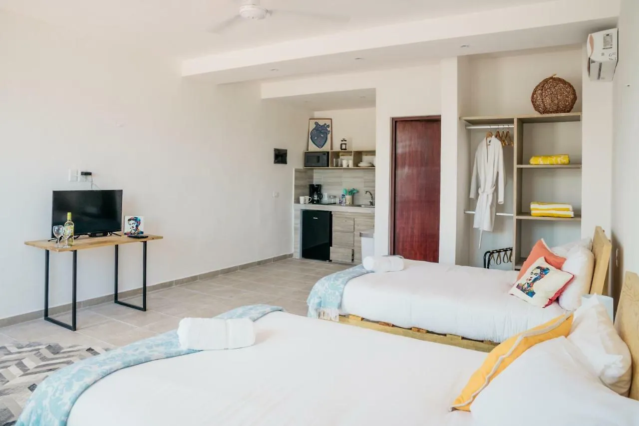 Hotel Dewl Estudios & Residences : The Kahlo Playa del Carmen