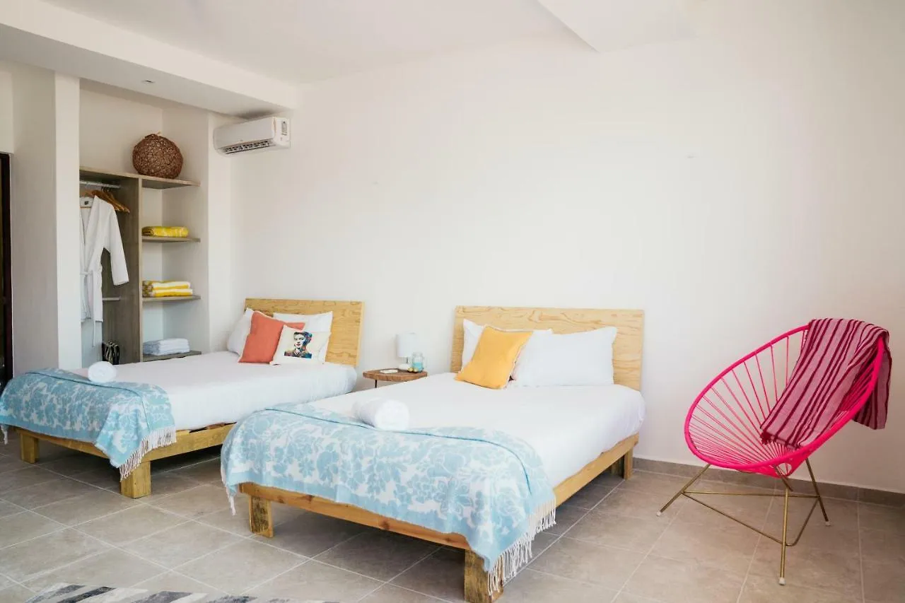 Dewl Estudios & Residences : The Kahlo Playa del Carmen